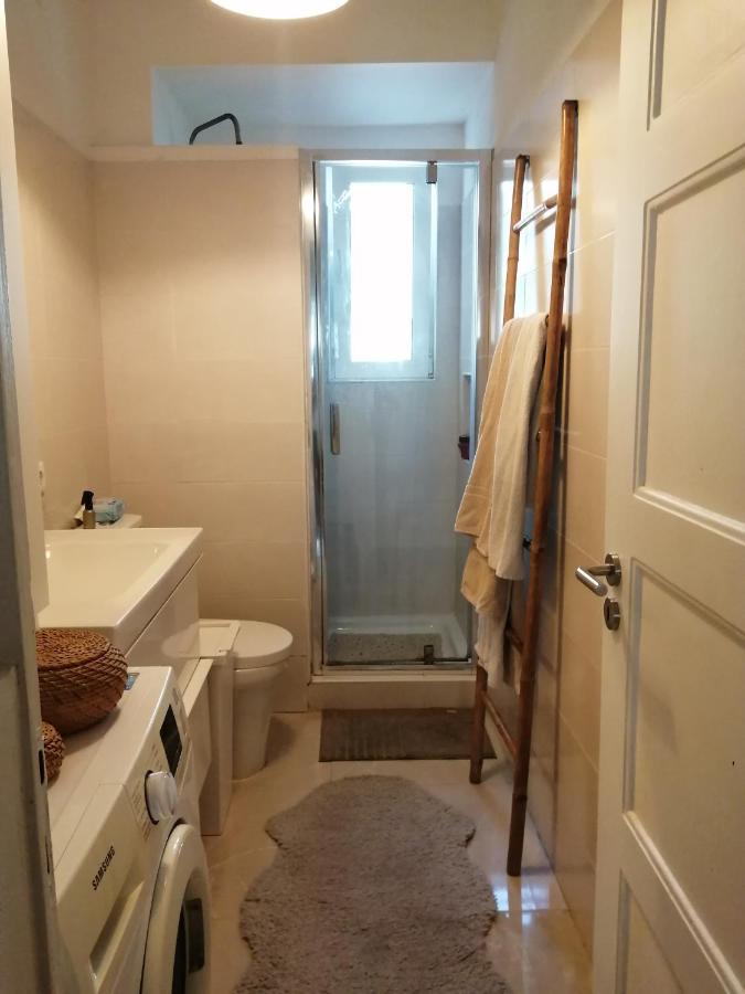 Apartamento Encantador Com Patio Lisboa Extérieur photo