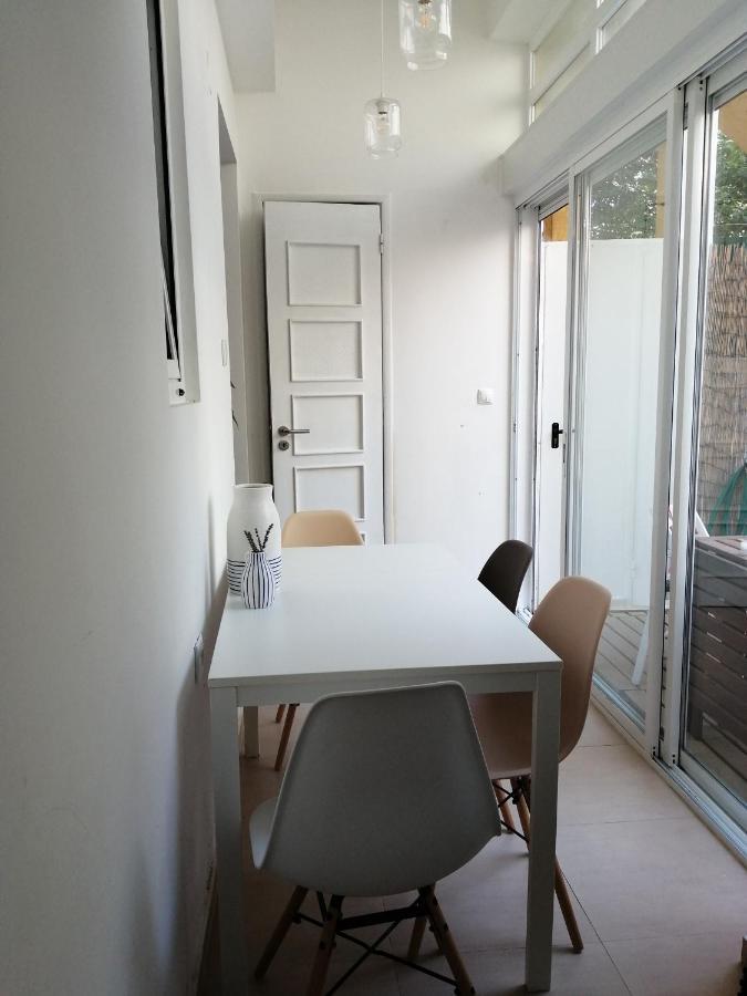 Apartamento Encantador Com Patio Lisboa Extérieur photo